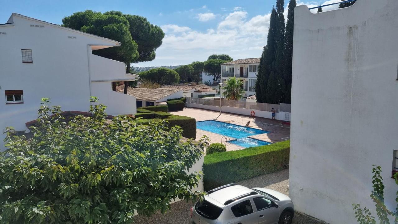 Apartamento Familiar Con Piscina Y Wifi L' Escala Zewnętrze zdjęcie