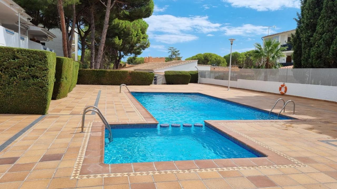 Apartamento Familiar Con Piscina Y Wifi L' Escala Zewnętrze zdjęcie